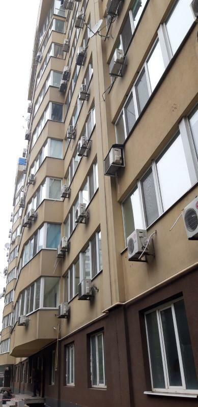 Продаж 3-кімнатної квартири 116 м², Маршала Малиновського вул., 48А