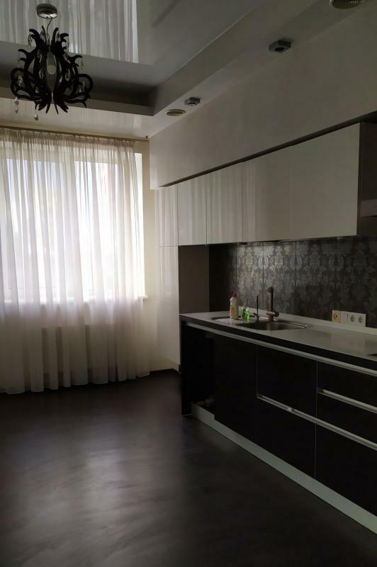 Продажа 4-комнатной квартиры 155 м², Василия Жуковского ул., 21А