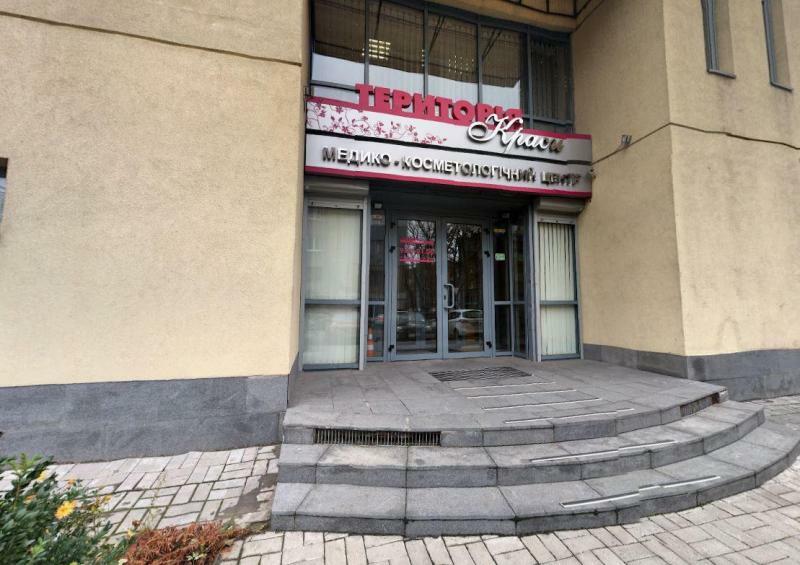 Продажа 4-комнатной квартиры 155 м², Василия Жуковского ул., 21А