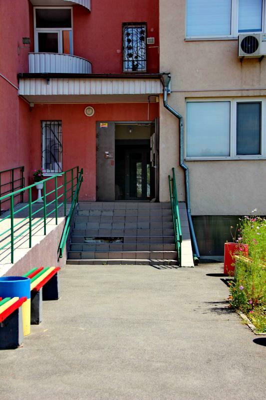 Дніпро, Велика Дєєвська вул., 24Б