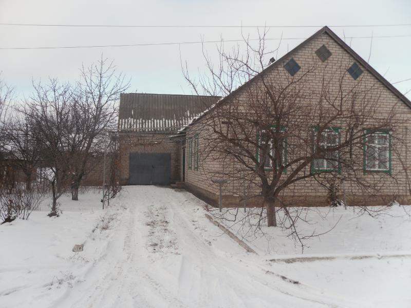 Днепропетровская обл., Покровский район, пгт Покровское, Мичурина ул., 19