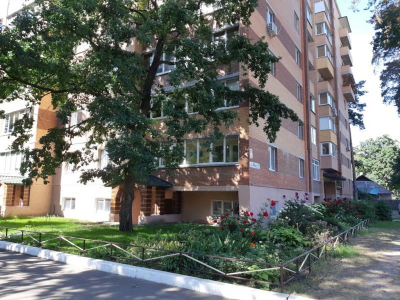 Киевская обл., Бучанский район, г. Ирпень, Мира ул., 3Б