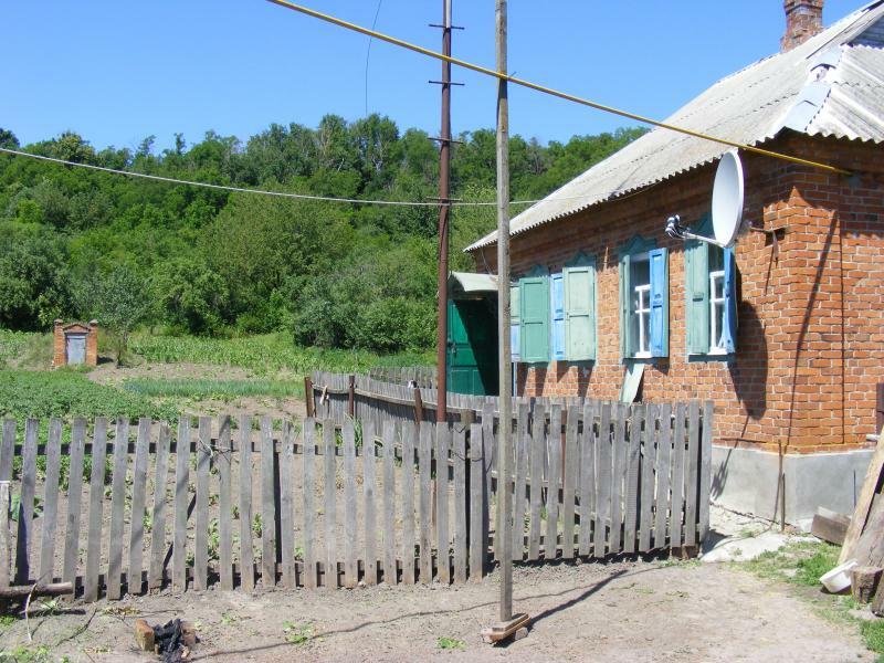 Сумська обл., Охтирський район, с. Грунь, Кооперативная вул., 92