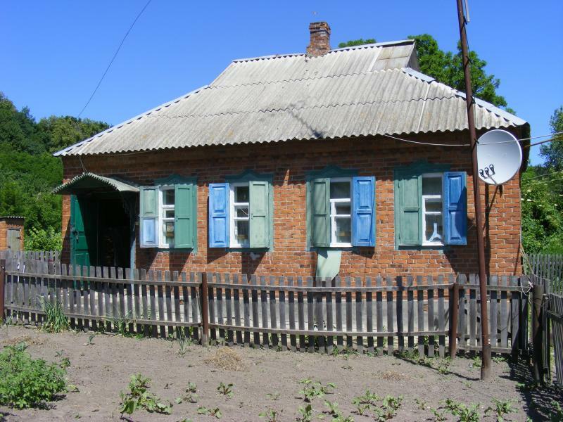 Сумська обл., Охтирський район, с. Грунь, Кооперативная вул., 92