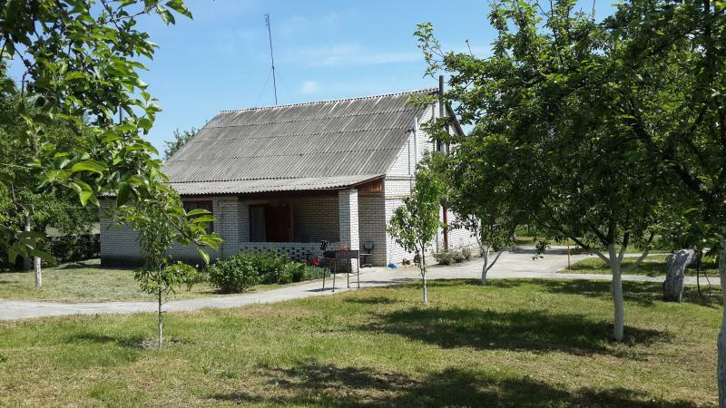 Киевская обл., Обуховский район, с. Старые Безрадичи, Первомайская ул., 8