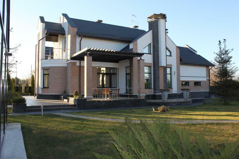 Київська обл., Обухівський район, смт Козин, Старокиївська вул., 51