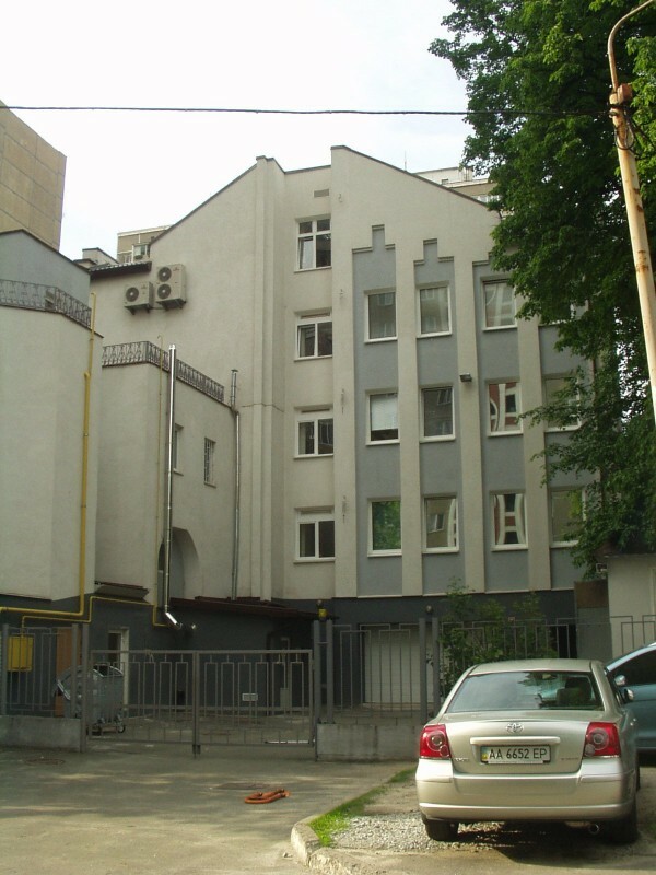 Киев, Печенежская ул., 18