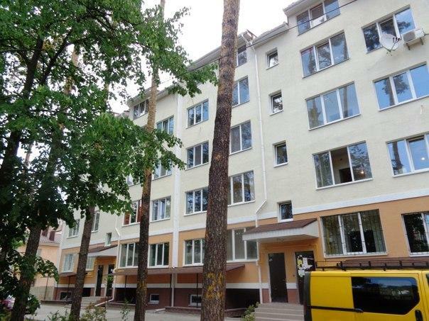 Київська обл., Бучанський район, м. Ірпінь, Миру вул., 2Б