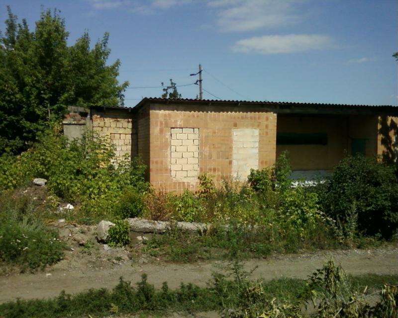 Донецьк, Шахтеров Донбасса вул., 44