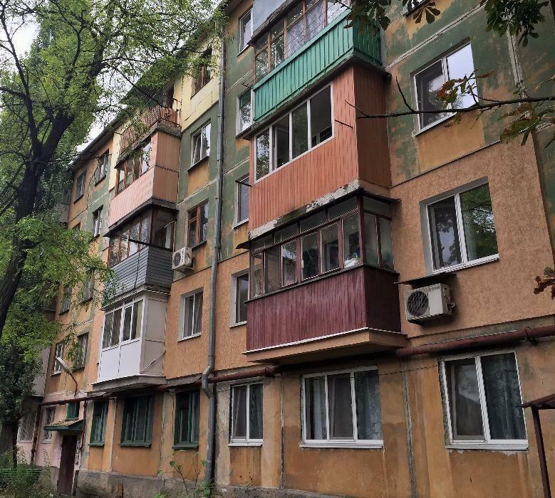 Донецьк, Шахтостроителей бул., 1А