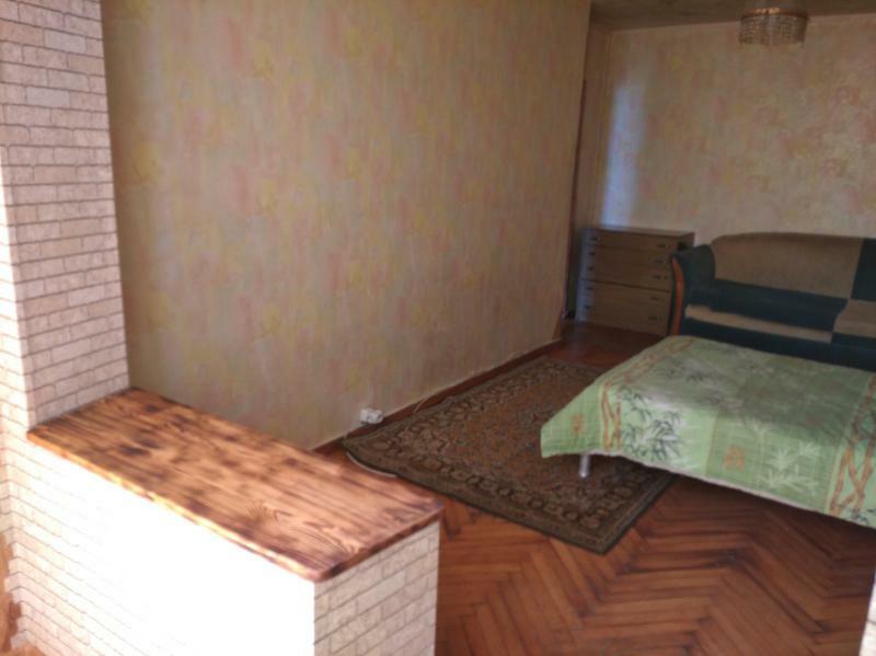 Продаж 1-кімнатної квартири 33 м², Валентинівська вул., 26