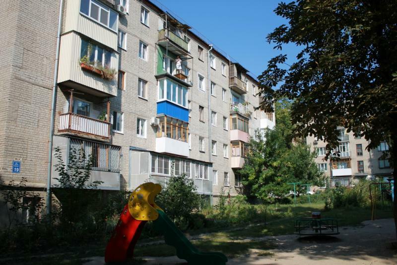 Харьков, Сергея Есенина ул., 19