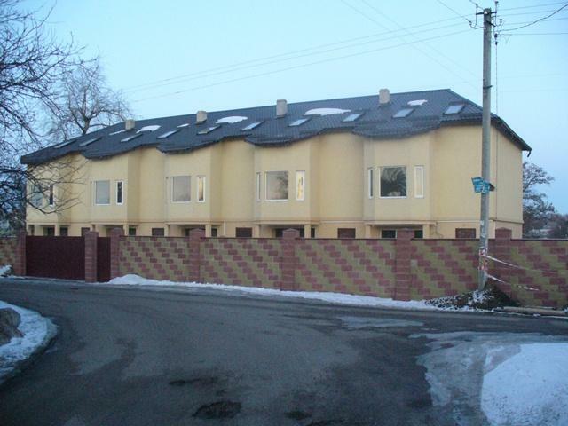 Київська обл., Бориспільський район, м. Бориспіль, Яцютівка вул., 22