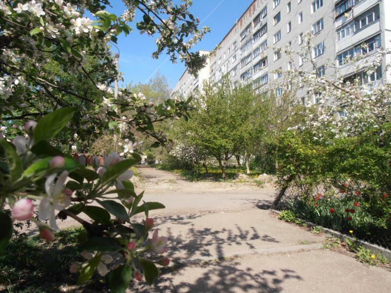 Житомир, Героев Десантников ул., 1