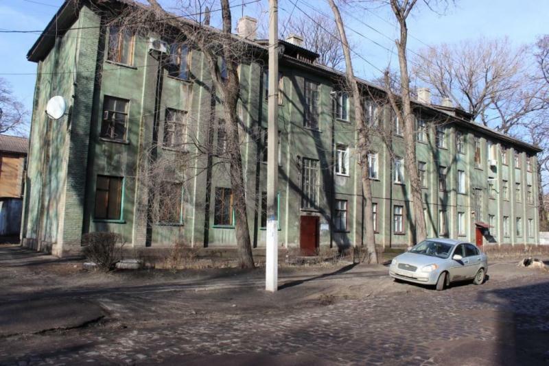 Днепропетровская обл., г. Каменское, Институтская ул., 3