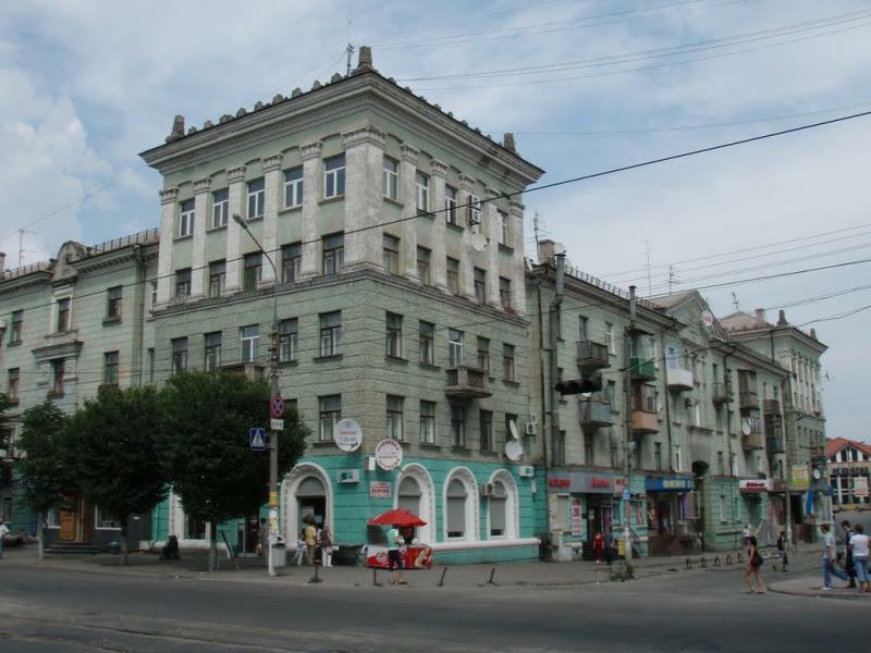 Дніпропетровська обл., м. Кам’янське, Ленина просп., 55