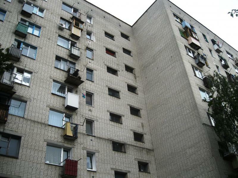 Чернигов, Тракторная ул., 86