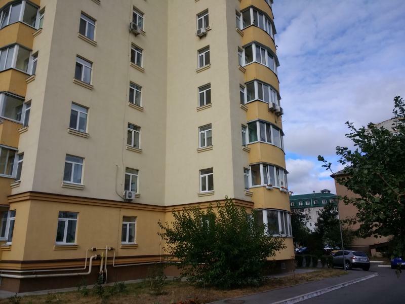 Київська обл., Бучанський район, м. Буча, Центральна вул., 33В