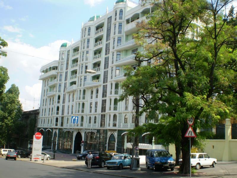 Продажа 3-комнатной квартиры 190 м², Военный спуск, 5/1