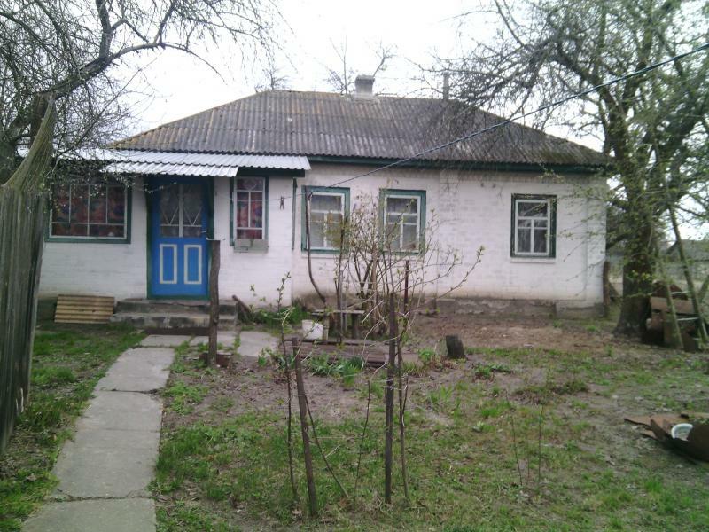 Чернігівська обл., Козелецький район, с. Карпилівка, Центральная вул., 166