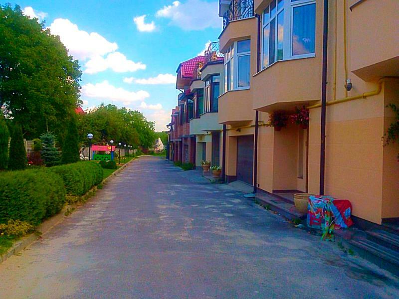 Львів, Варшавська вул., 135А