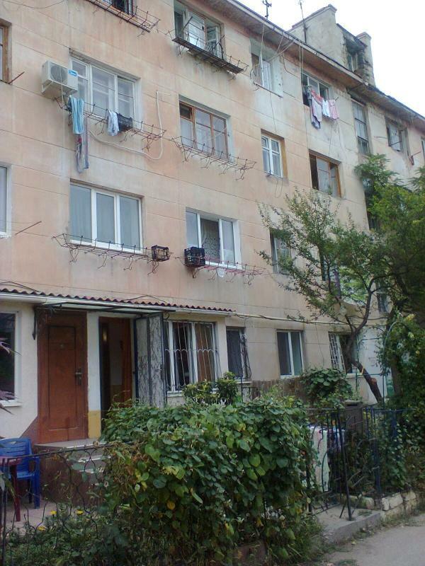 АР Крым обл., Сакский район, г. Евпатория, Ленина просп., 48/4