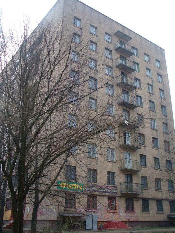 Донецьк, Калужская вул., 10