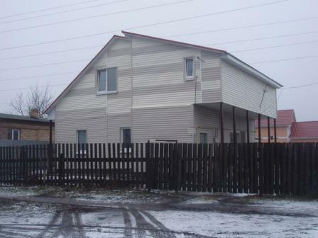 Київська обл., Бучанський район, смт Гостомель, Свято-Покровська вул., 150