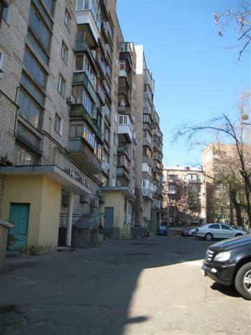 Продаж 1-кімнатної квартири 35 м², Володимирська вул., 89