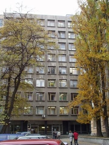 Киев, Владимирская ул., 72