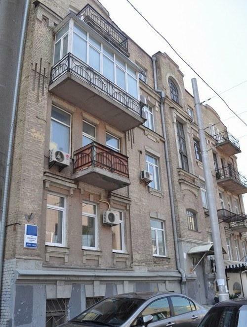 Продажа 1-комнатной квартиры 60 м², Владимира Антоновича ул., 136