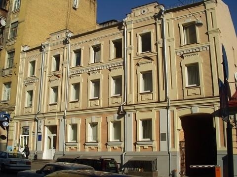 Київ, Володимира Антоновича вул., 5