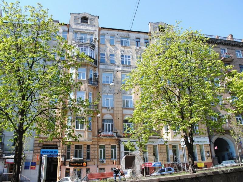 Киев, Владимира Антоновича ул., 24
