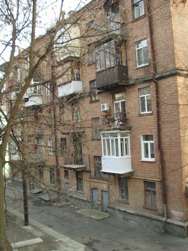 Київ, Володимира Винниченко вул., 16
