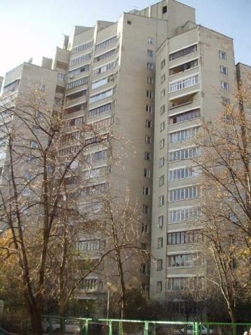 Киев, Владимира Антоновича ул., 125А