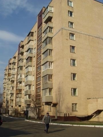 Київ, Вітряні Гори вул., 3