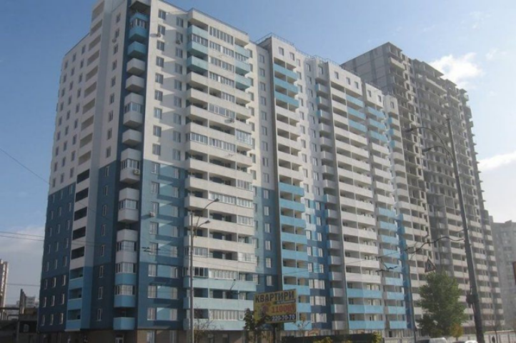 Суд постановил снести жилой комплекс на Троещине: подробности