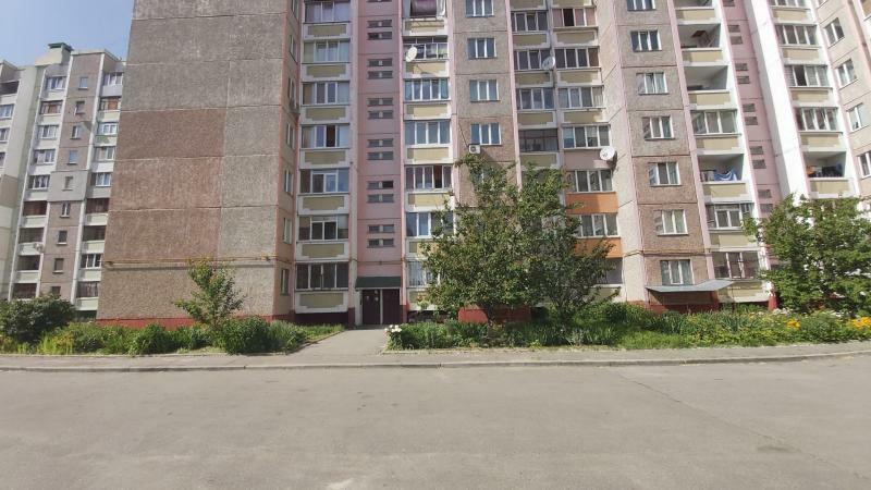 Чернигов, Курсанта Еськова ул., 4