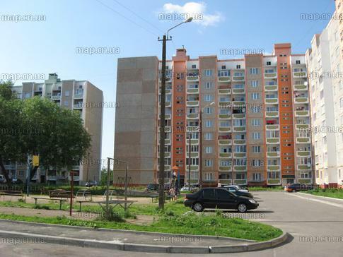 Чернигов, Курсанта Еськова ул., 4