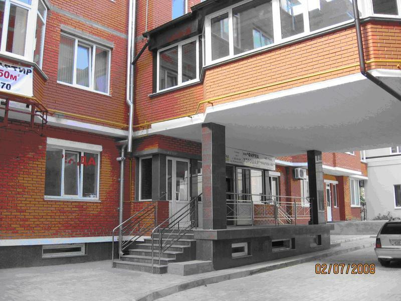 Херсон, Ярослава Мудрого ул., 12