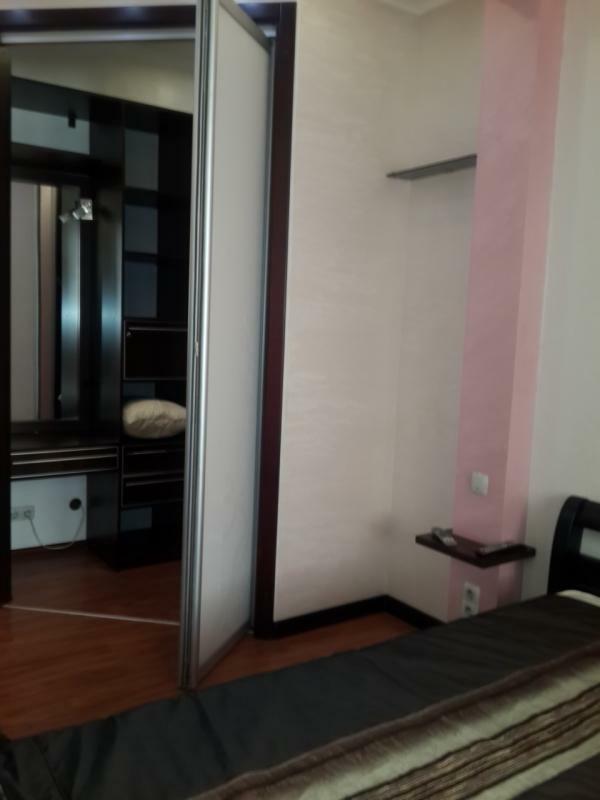 Аренда 3-комнатной квартиры 75 м², Сомовская ул., 12