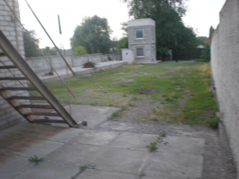 Харьковская обл., Харьковский район, пгт Песочин, Полтавское шоссе, 53