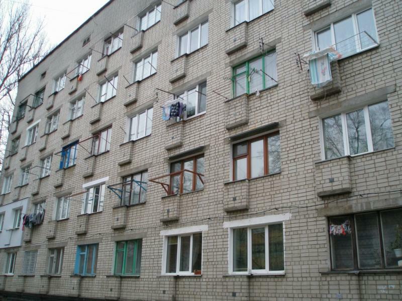 Чернигов, Казацкая ул., 3
