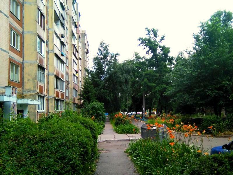 Киев, Булгакова ул., 2А
