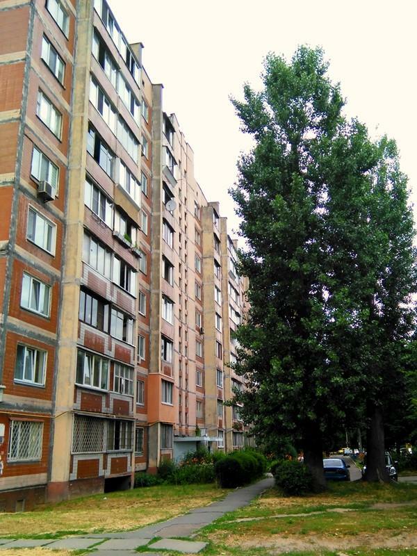 Киев, Булгакова ул., 2А