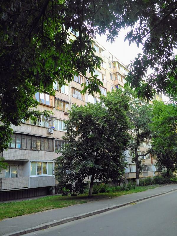 Продажа 2-комнатной квартиры 52 м², Бурмистенко ул., 12
