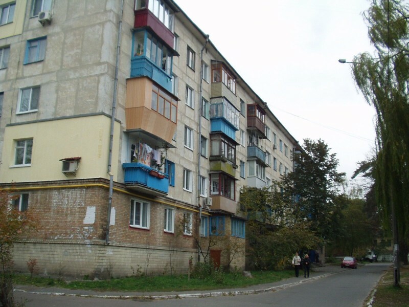 Киев, Бориспольская ул., 43