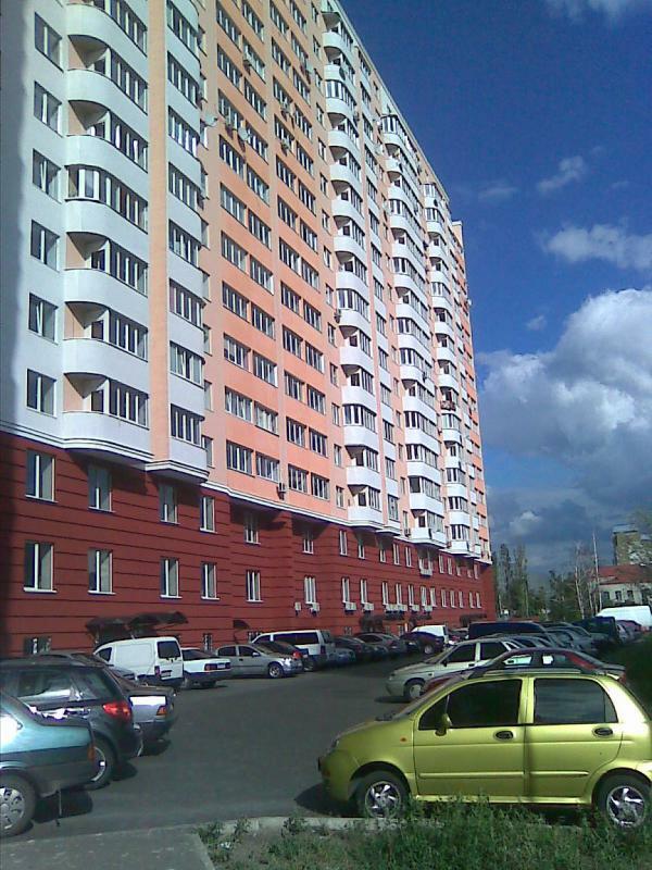 Продаж 1-кімнатної квартири 45 м², Бориспільська вул., 6