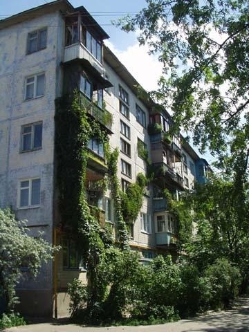 Киев, Братиславская ул., 18Б
