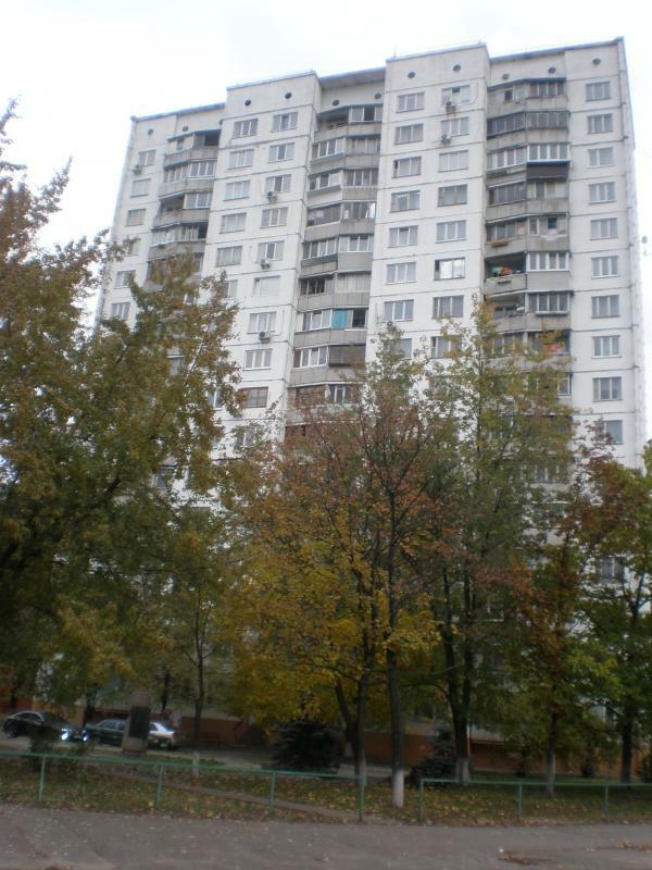 Киев, Братиславская ул., 44/2